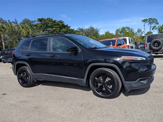 2018 Jeep Cherokee Latitude FWD photo