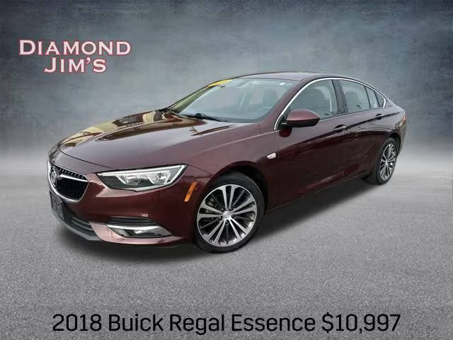 2018 Buick Regal Sportback Essence FWD photo