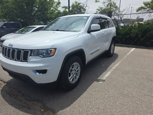 2018 Jeep Grand Cherokee Laredo E 4WD photo