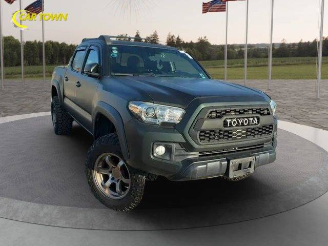 2018 Toyota Tacoma TRD Off Road 4WD photo