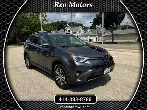 2018 Toyota RAV4 XLE AWD photo