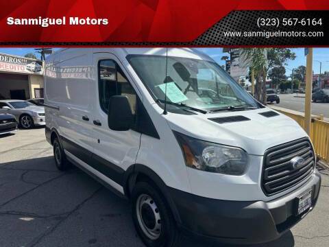2017 Ford Transit Van RWD photo