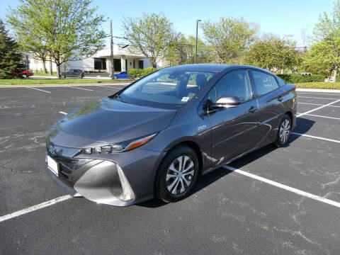 2017 Toyota Prius Prime Plus FWD photo