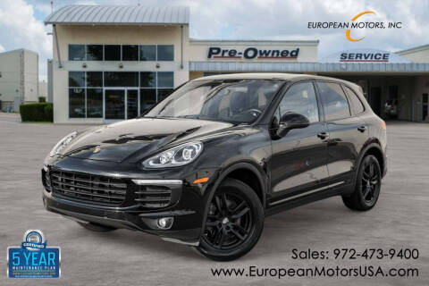 2018 Porsche Cayenne  AWD photo
