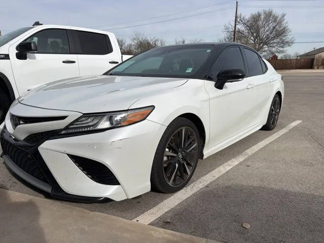 2018 Toyota Camry XSE V6 FWD photo