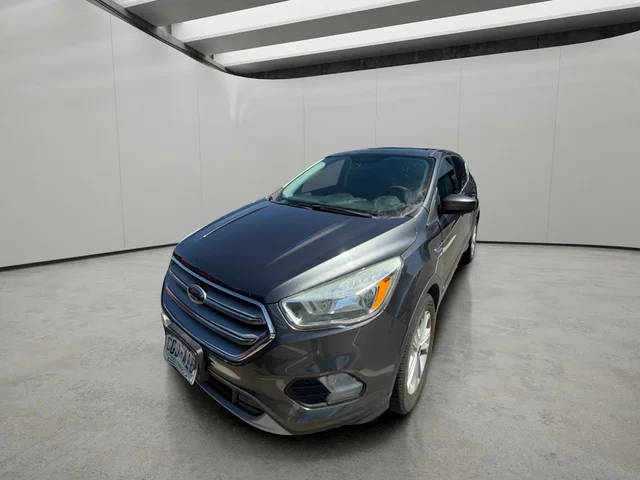 2017 Ford Escape SE 4WD photo