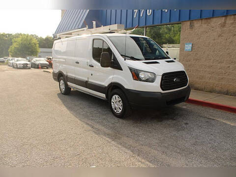 2017 Ford Transit Van  RWD photo