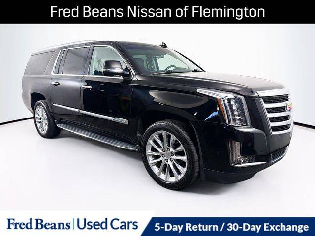 2018 Cadillac Escalade ESV Luxury 4WD photo