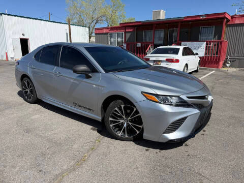2018 Toyota Camry SE FWD photo