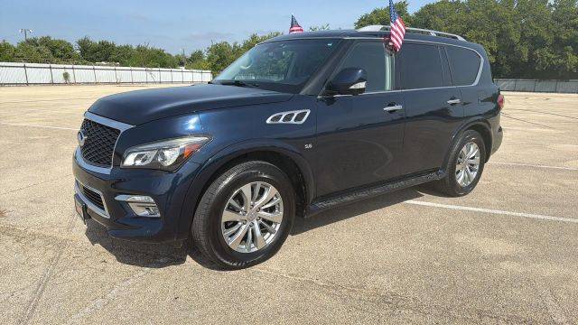2017 Infiniti QX80 RWD photo