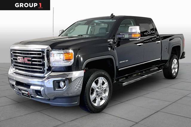 2018 GMC Sierra 2500HD SLT 4WD photo