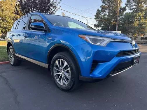 2018 Toyota RAV4 Hybrid LE AWD photo