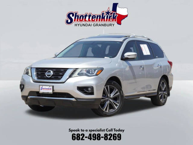 2018 Nissan Pathfinder Platinum FWD photo
