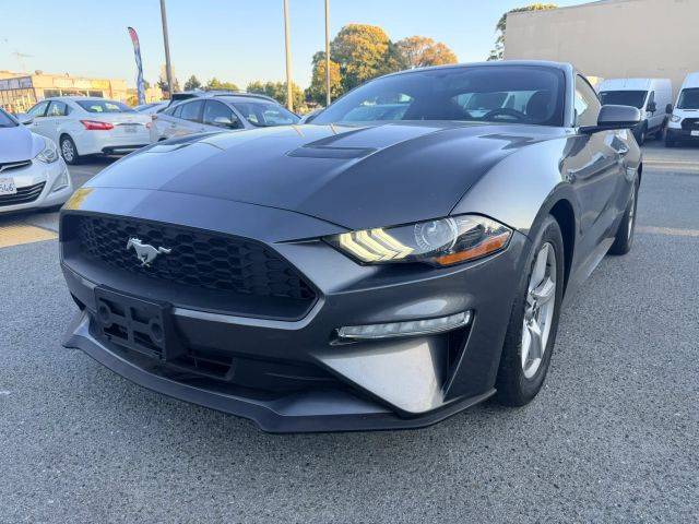 2018 Ford Mustang EcoBoost RWD photo