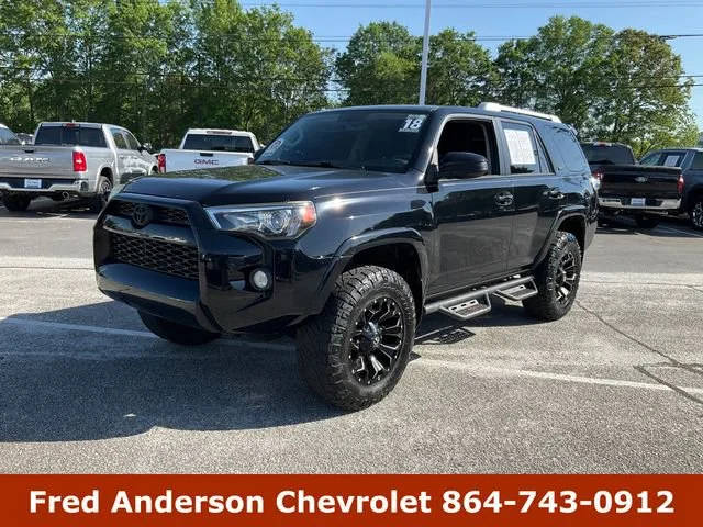 2018 Toyota 4Runner SR5 4WD photo