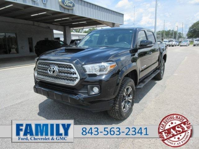2017 Toyota Tacoma TRD Sport 4WD photo