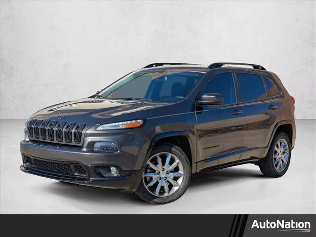 2018 Jeep Cherokee Latitude Tech Connect FWD photo