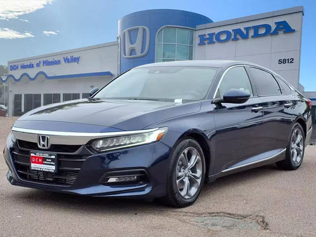 2018 Honda Accord Touring 1.5T FWD photo