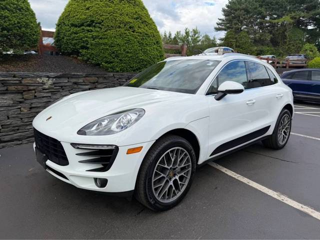 2018 Porsche Macan S AWD photo