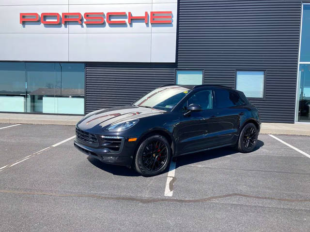 2018 Porsche Macan GTS AWD photo