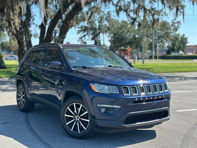 2018 Jeep Compass Latitude FWD photo