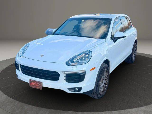 2018 Porsche Cayenne Platinum Edition AWD photo