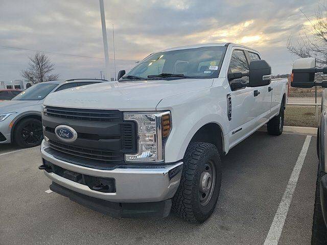 2018 Ford F-250 Super Duty XL 4WD photo