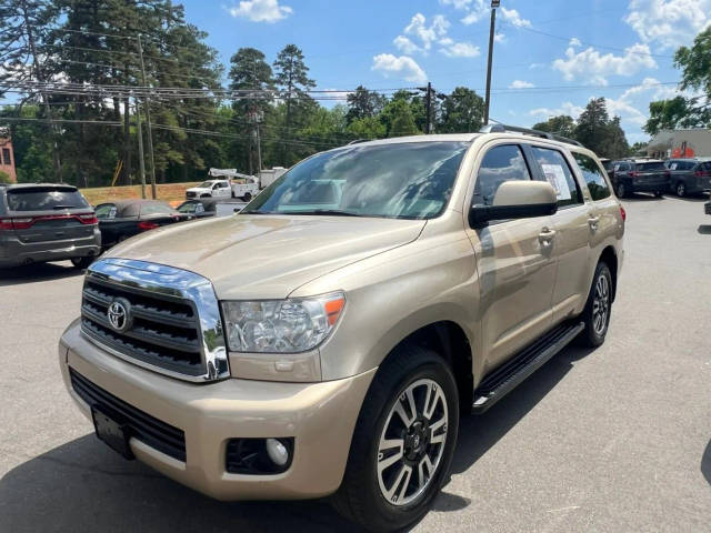 2017 Toyota Sequoia SR5 RWD photo