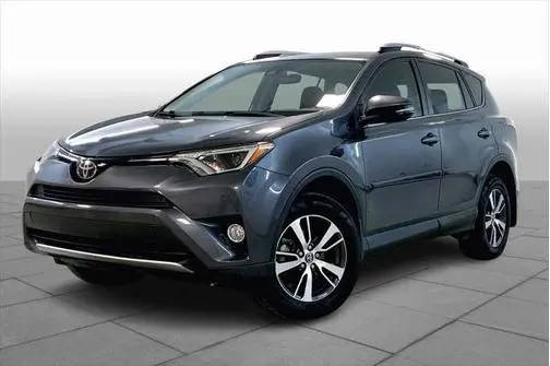 2018 Toyota RAV4 XLE AWD photo