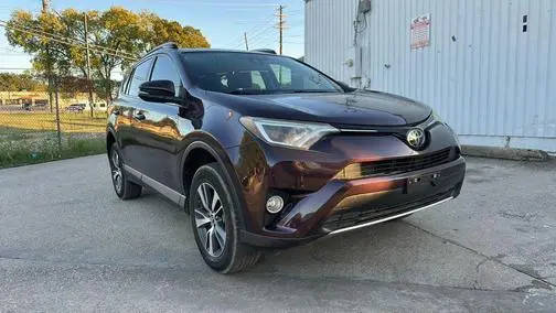 2018 Toyota RAV4 XLE FWD photo