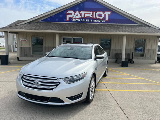2018 Ford Taurus Limited AWD photo