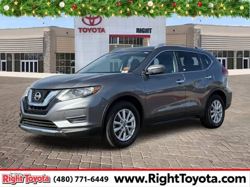 2017 Nissan Rogue SV FWD photo