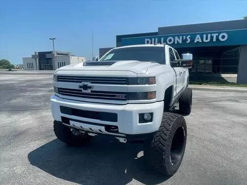 2018 Chevrolet Silverado 2500HD LTZ 4WD photo