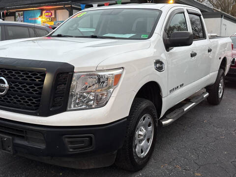2018 Nissan Titan XD S 4WD photo