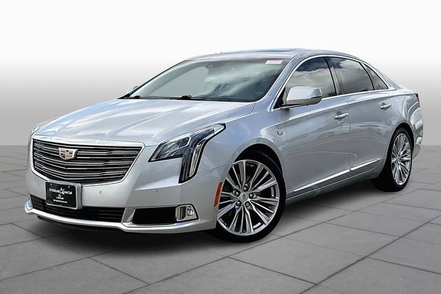 2018 Cadillac XTS Platinum FWD photo