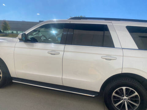 2018 Ford Expedition XLT 4WD photo