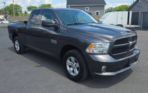 2018 Ram 1500 Express 4WD photo