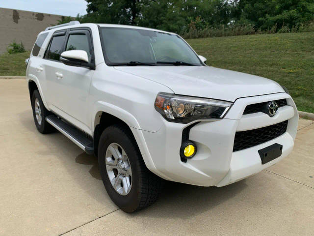 2018 Toyota 4Runner SR5 Premium 4WD photo