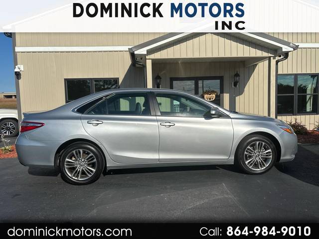 2017 Toyota Camry SE FWD photo