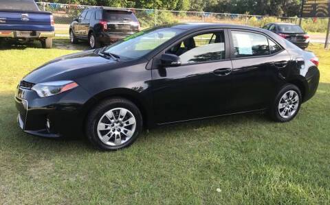 2016 Toyota Corolla FWD photo