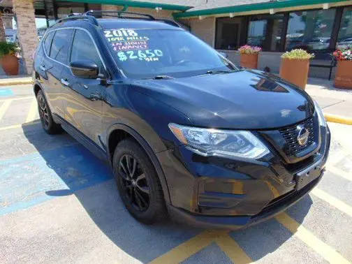 2018 Nissan Rogue SV FWD photo