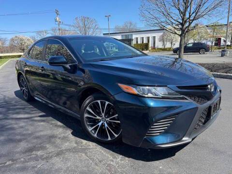 2018 Toyota Camry SE FWD photo