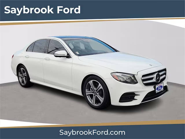 2018 Mercedes-Benz E-Class E 300 AWD photo