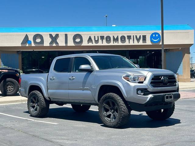 2018 Toyota Tacoma SR5 4WD photo