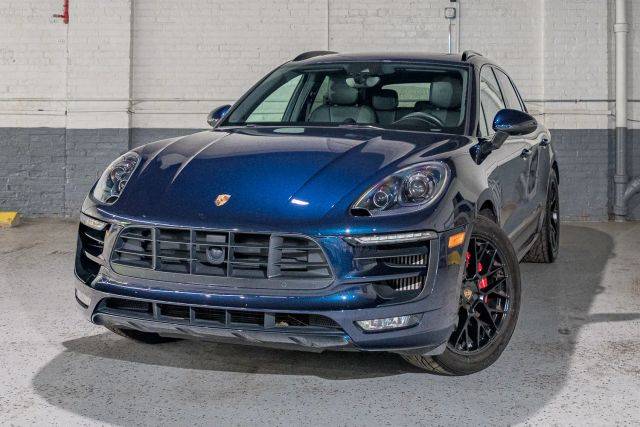 2017 Porsche Macan GTS AWD photo