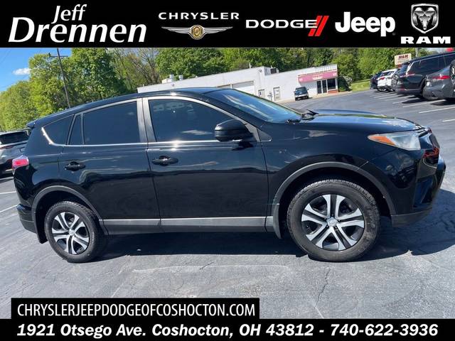 2018 Toyota RAV4 LE AWD photo