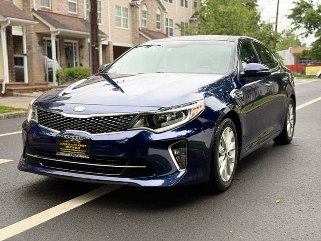 2018 Kia Optima S FWD photo