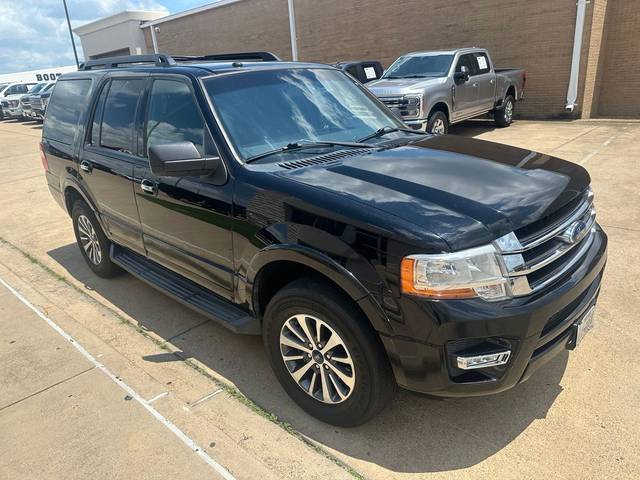 2017 Ford Expedition XLT RWD photo