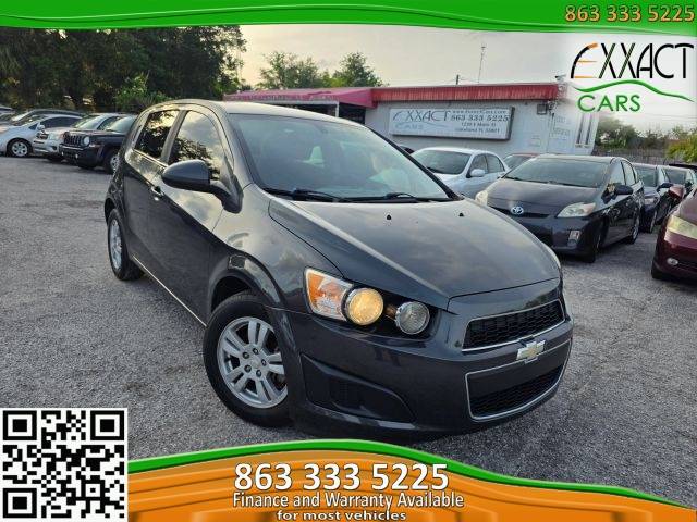 2016 Chevrolet Sonic LT FWD photo