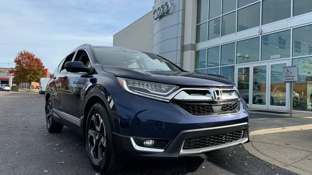 2018 Honda CR-V Touring FWD photo